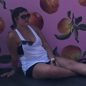 Meet your Posher, Raelle